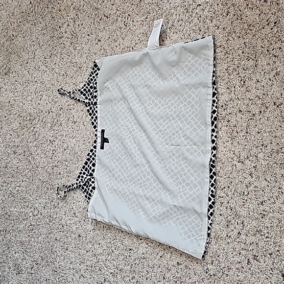 Banana Republic sz M camisole - Picture 7 of 9